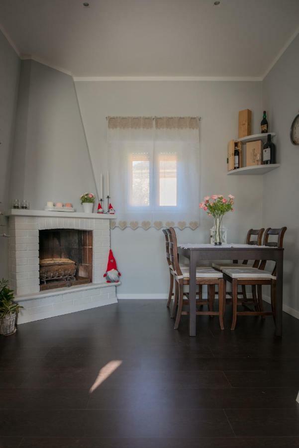 Casa Vittoria Villa Камайоре Екстериор снимка