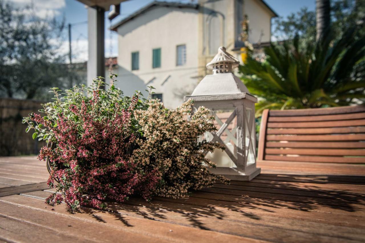 Casa Vittoria Villa Камайоре Екстериор снимка