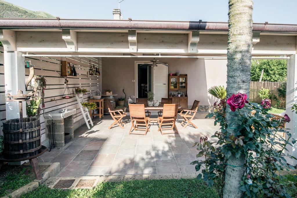 Casa Vittoria Villa Камайоре Екстериор снимка