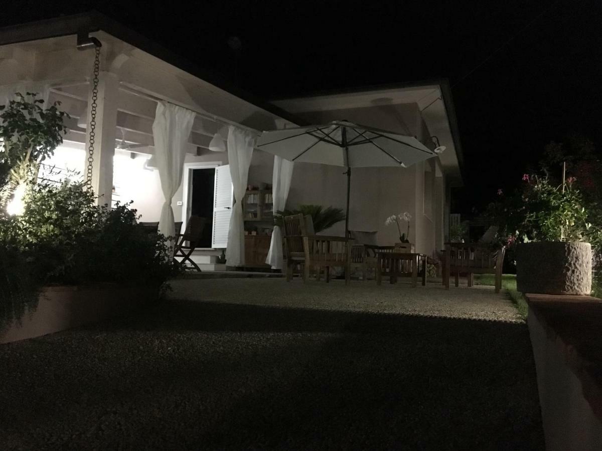 Casa Vittoria Villa Камайоре Екстериор снимка